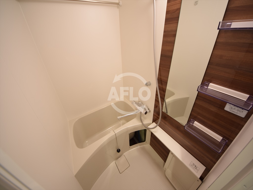 バス・シャワールーム　エスリード松屋町グレイス　浴室