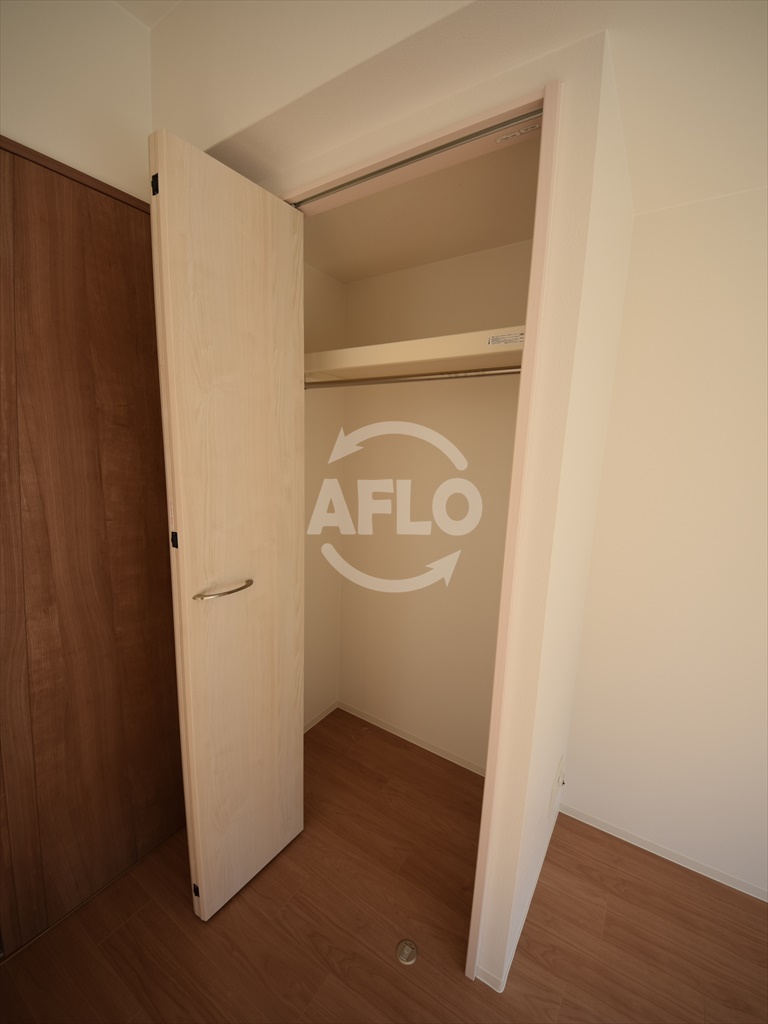 収納　エスリード松屋町グレイス　クローゼット