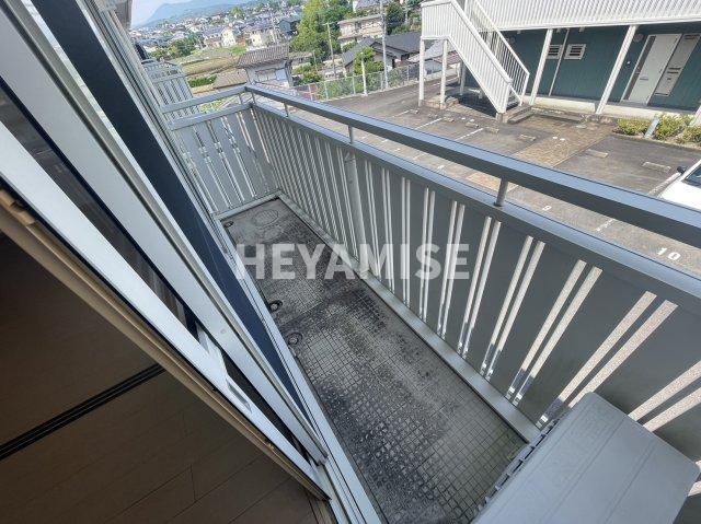 バルコニー　※室内画像は別号室のもの