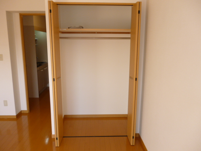 収納　ワイドクローゼット付