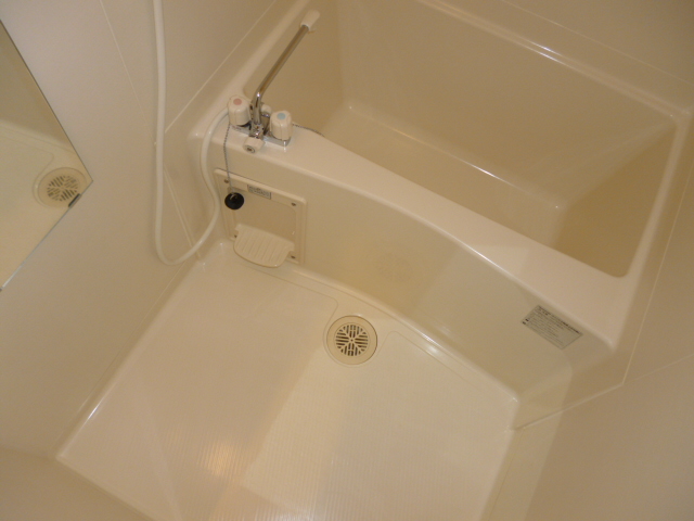 バス・シャワールーム　給湯式バスルーム