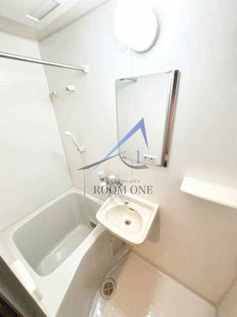 バス・シャワールーム　お風呂です。
