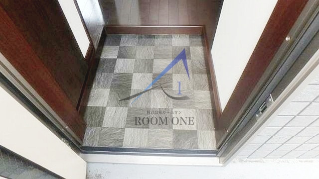 玄関　玄関です。