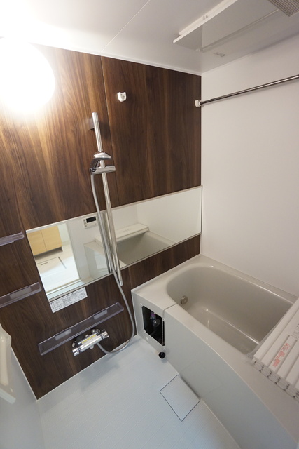 バス・シャワールーム　他号室参考の写真です。