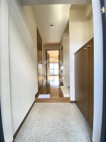 その他部屋・スペース　エスリード本町　玄関・廊下
