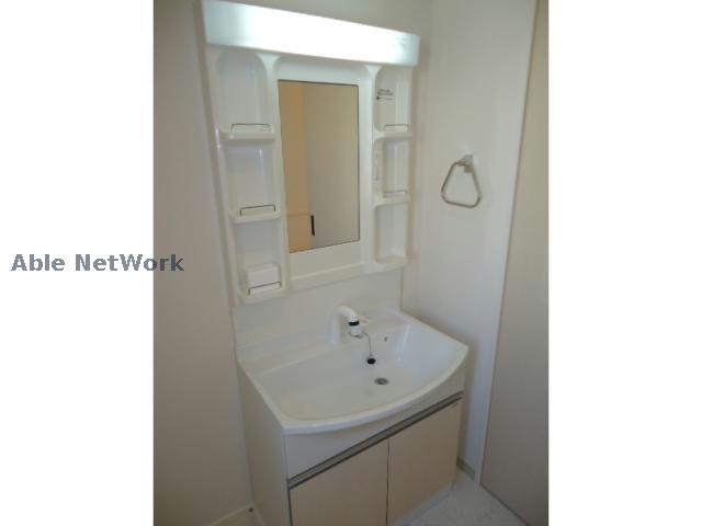 洗面設備　※同物件、別部屋の写真です