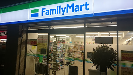 コンビニ　ファミリーマート本所立川三丁目店（コンビニ）まで221m