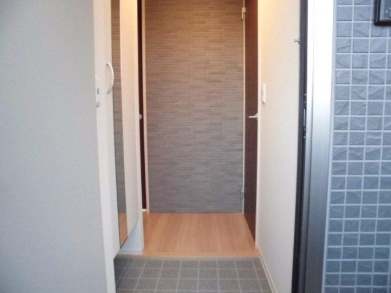 玄関　図面と現状に相違がある場合には現状を優先