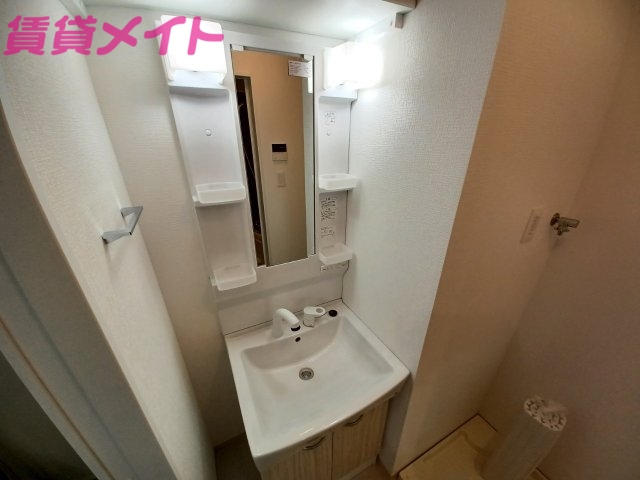 洗面設備　同タイプの画像です