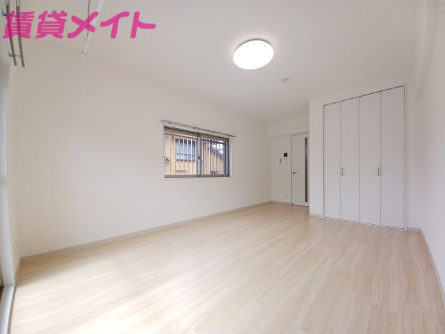 居室・リビング　同タイプの画像です