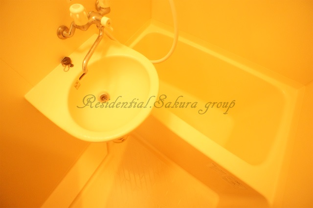 バス・シャワールーム　日々の疲れを癒すお風呂です♪