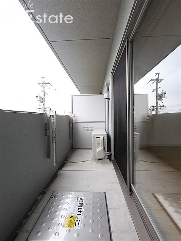 バルコニー　バルコニー