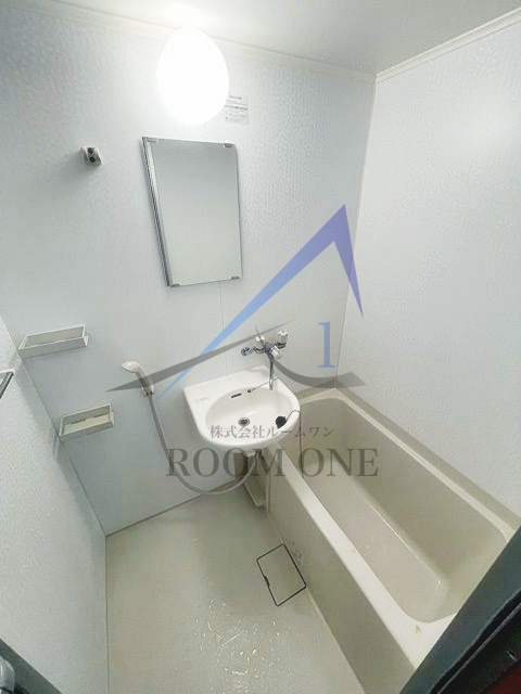 バス・シャワールーム　お風呂です。