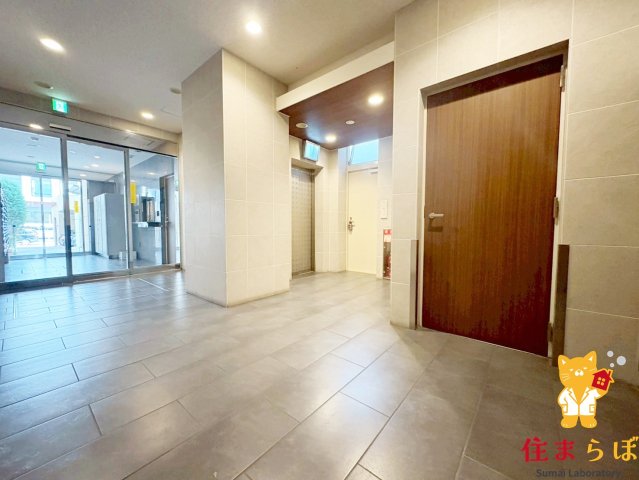 エントランス　「暮らしの設計図は、ここから始まります。」