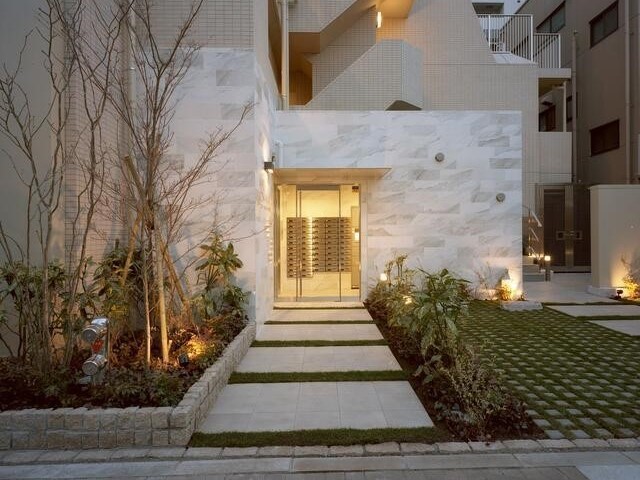 エントランス　エントランス