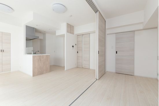 居室・リビング　☆明るい居室☆