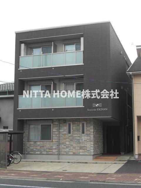 建物外観　3階建てのマンションです◎