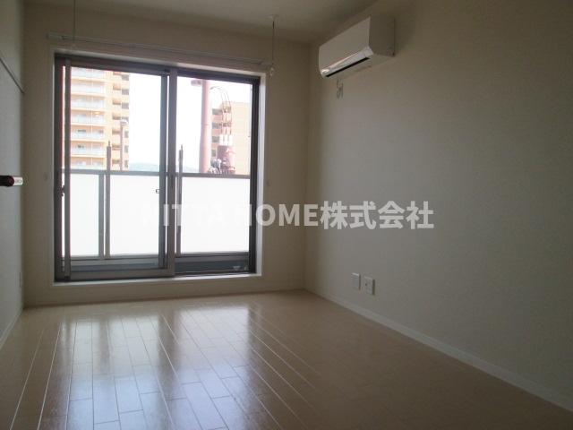 居室・リビング　6帖の洋室です♪