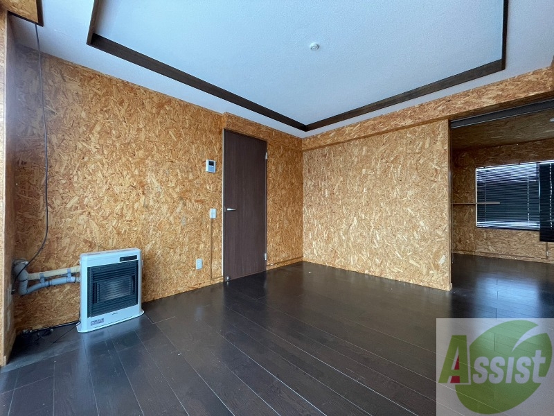 居室・リビング　広くてきれいなリビングです！快適に過ごせそうですね。