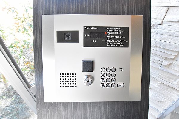 エントランス　★オートロック★