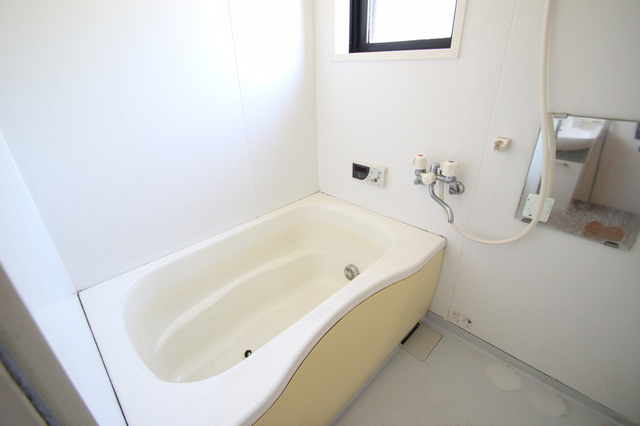 バス・シャワールーム　※別室の参考写真の為、現況優先です。