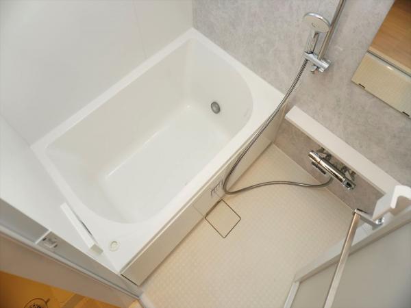 バス・シャワールーム　浴室