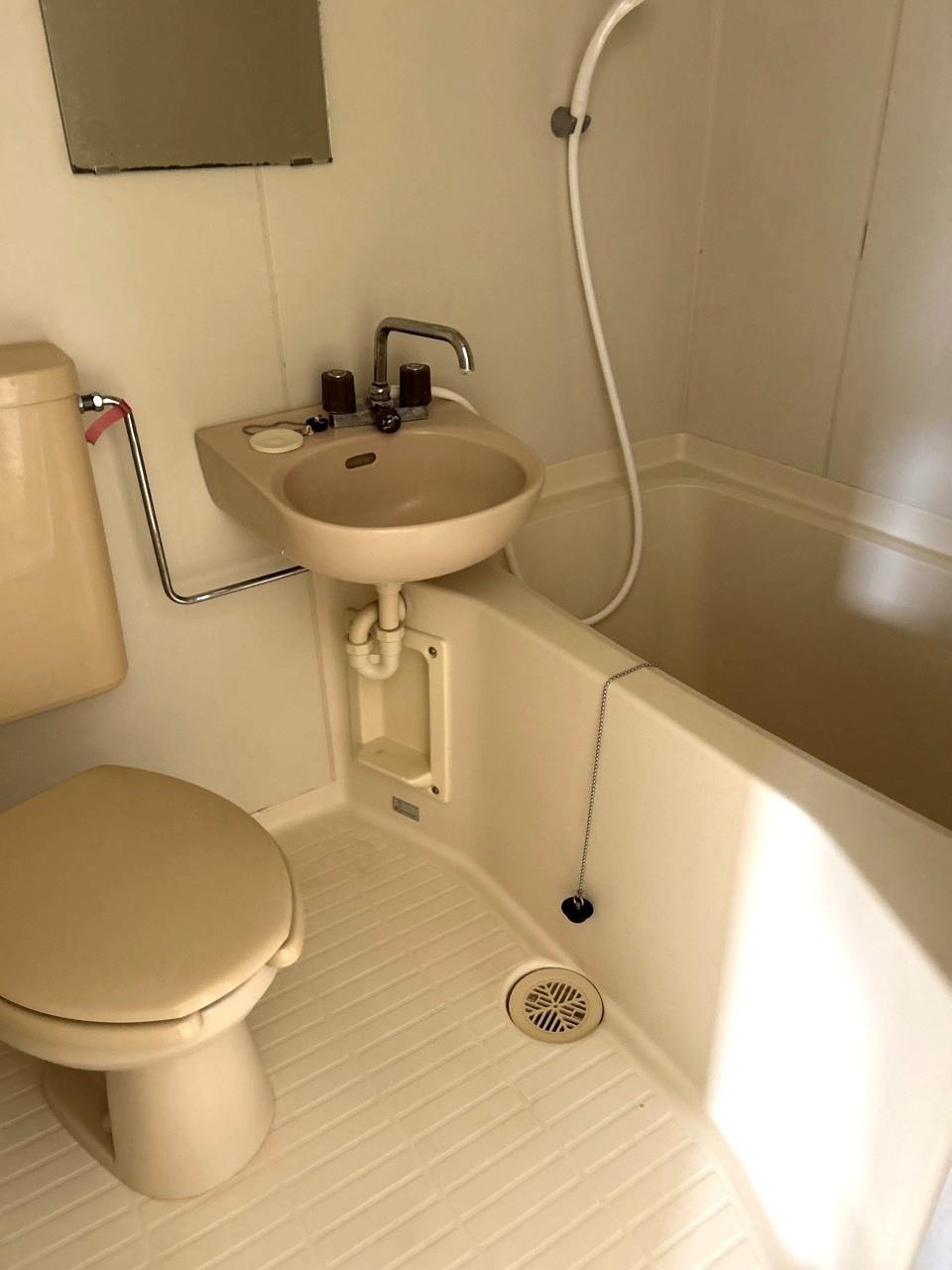 バス・シャワールーム