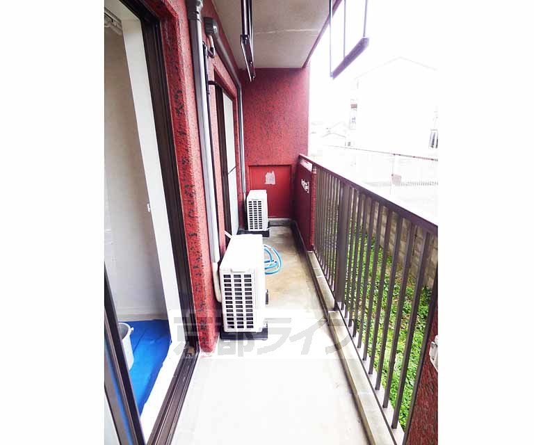 バルコニー　広々しています。