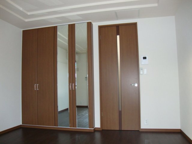 収納　洋室クローゼット