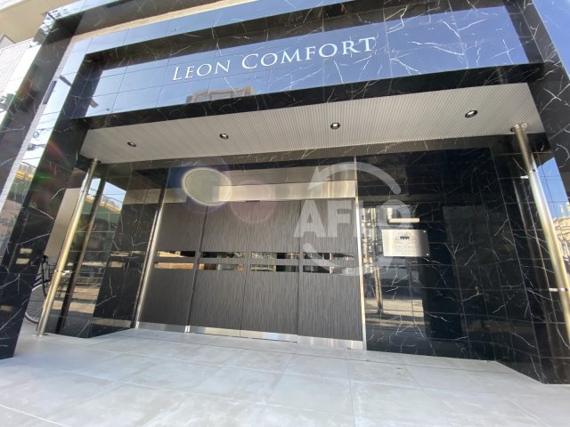 エントランス　レオンコンフォート天神橋　エントランス