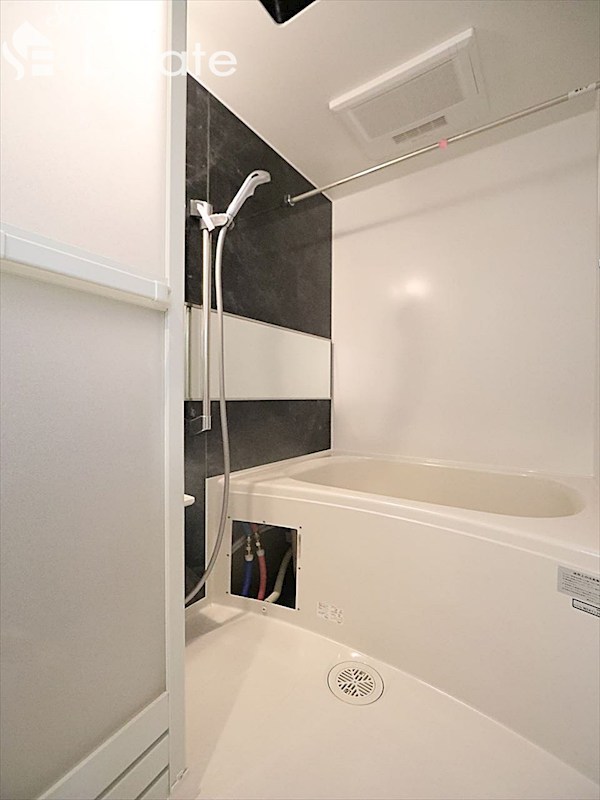 バス・シャワールーム　バスルーム