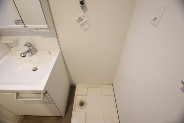 バス・シャワールーム　※別室の参考写真の為、現況優先です。