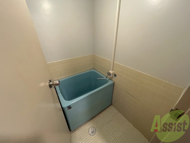 バス・シャワールーム　ユニットバスです。疲れを癒すのに欠かせませんね！