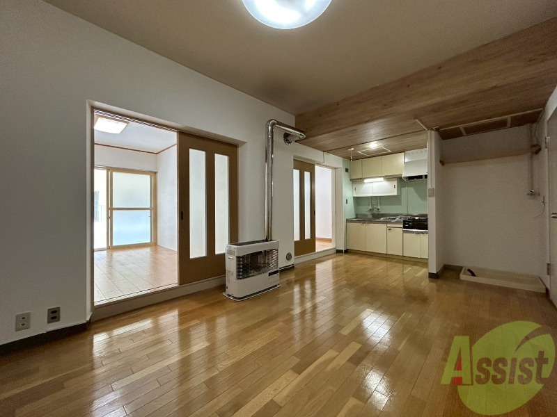 居室・リビング　広くてキレイなお部屋が広がっていて、充実した生活が送れそう。