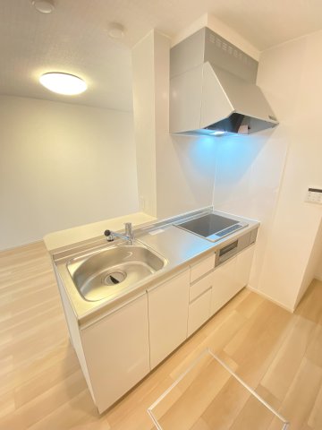 キッチン　※同タイプ写真になります