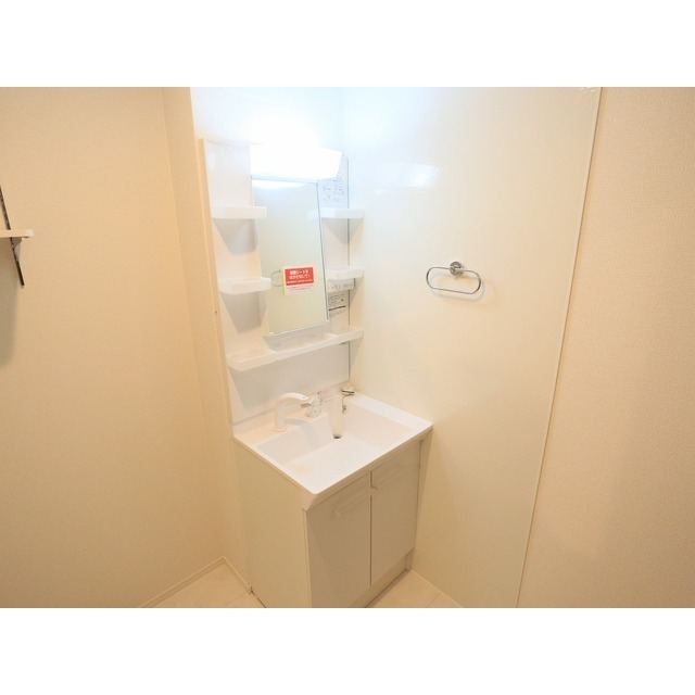 洗面設備　※同型写真　色味等異なる可能性あり