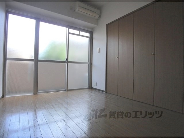 居室・リビング　洋室