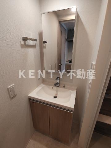 駐車場　駐車場があるので、車を買う予定の方も安心です