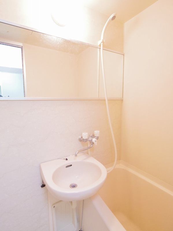 洗面設備　※同仕様写真