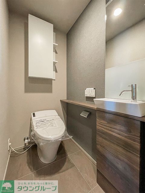 トイレ　※写真は同タイプ住戸です。