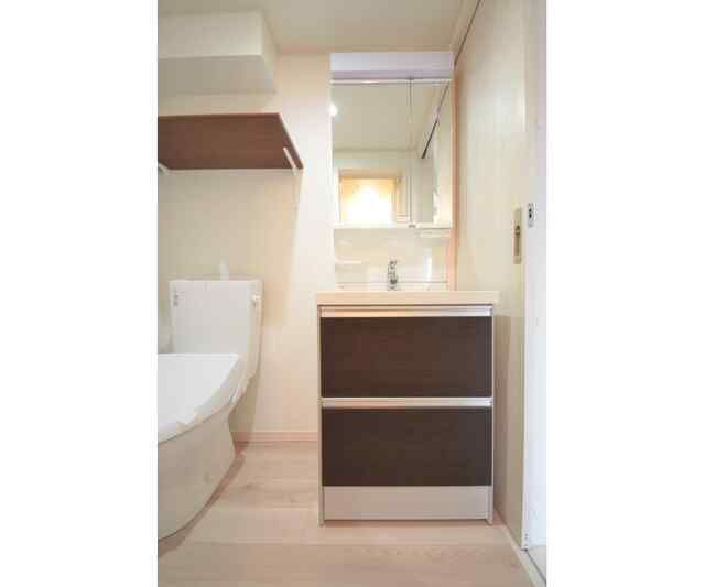 洗面設備　同一仕様