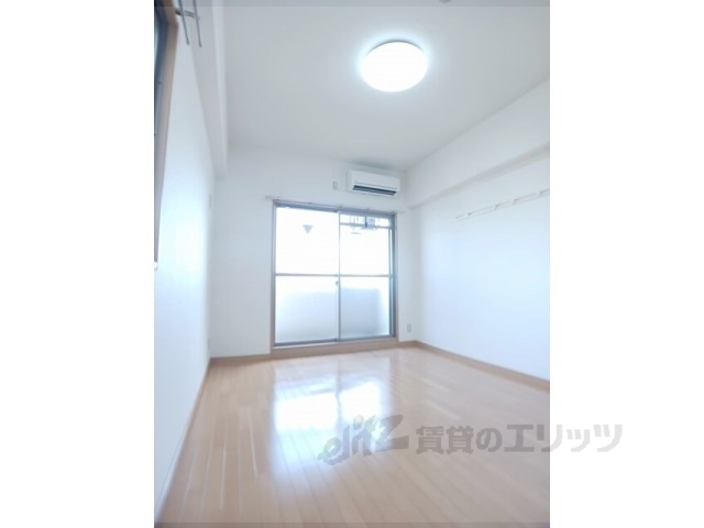 居室・リビング　洋室