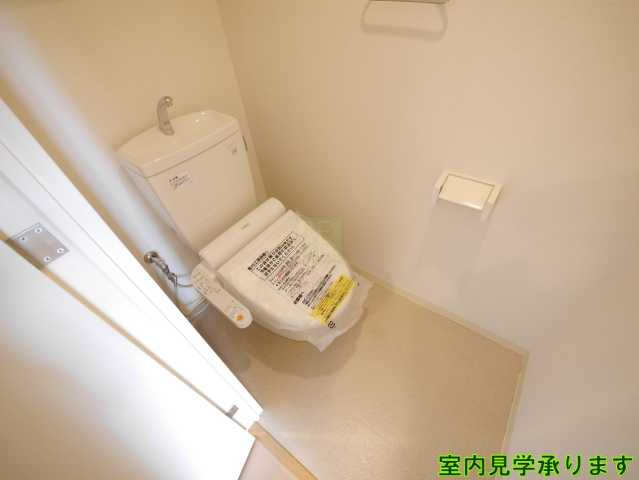 トイレ　コンフォリア新宿御苑II