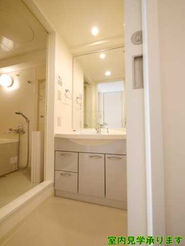 洗面設備　コンフォリア新宿御苑II