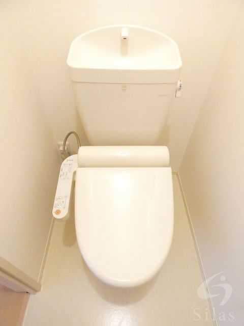 トイレ　同仕様反転タイプ