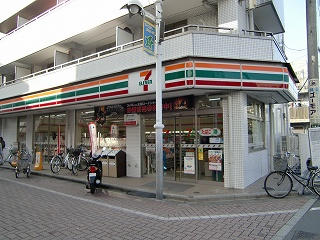 コンビニ　セブンイレブン 板橋常盤台4丁目店（コンビニ）まで124m