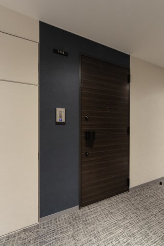 玄関　※写真は同タイプ住戸です。