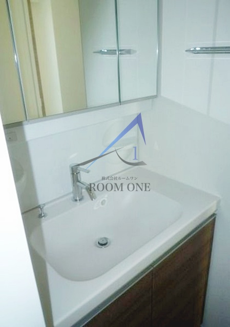 洗面設備　洗面台です。