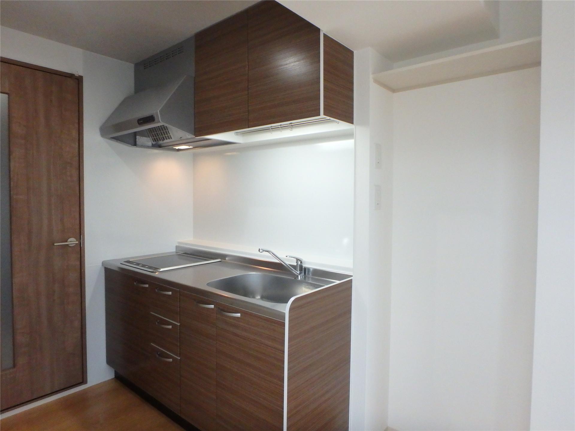 キッチン　２口ＩＨコンロ付きのシステムキッチンです