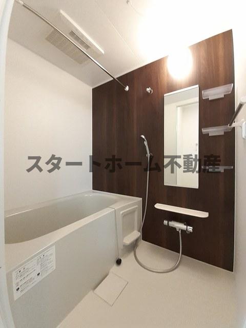 バス・シャワールーム　お風呂です